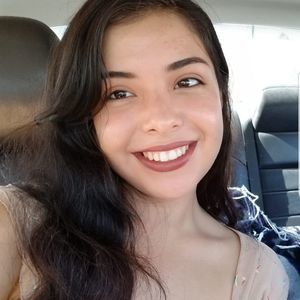 Meet your Posher, Cristal